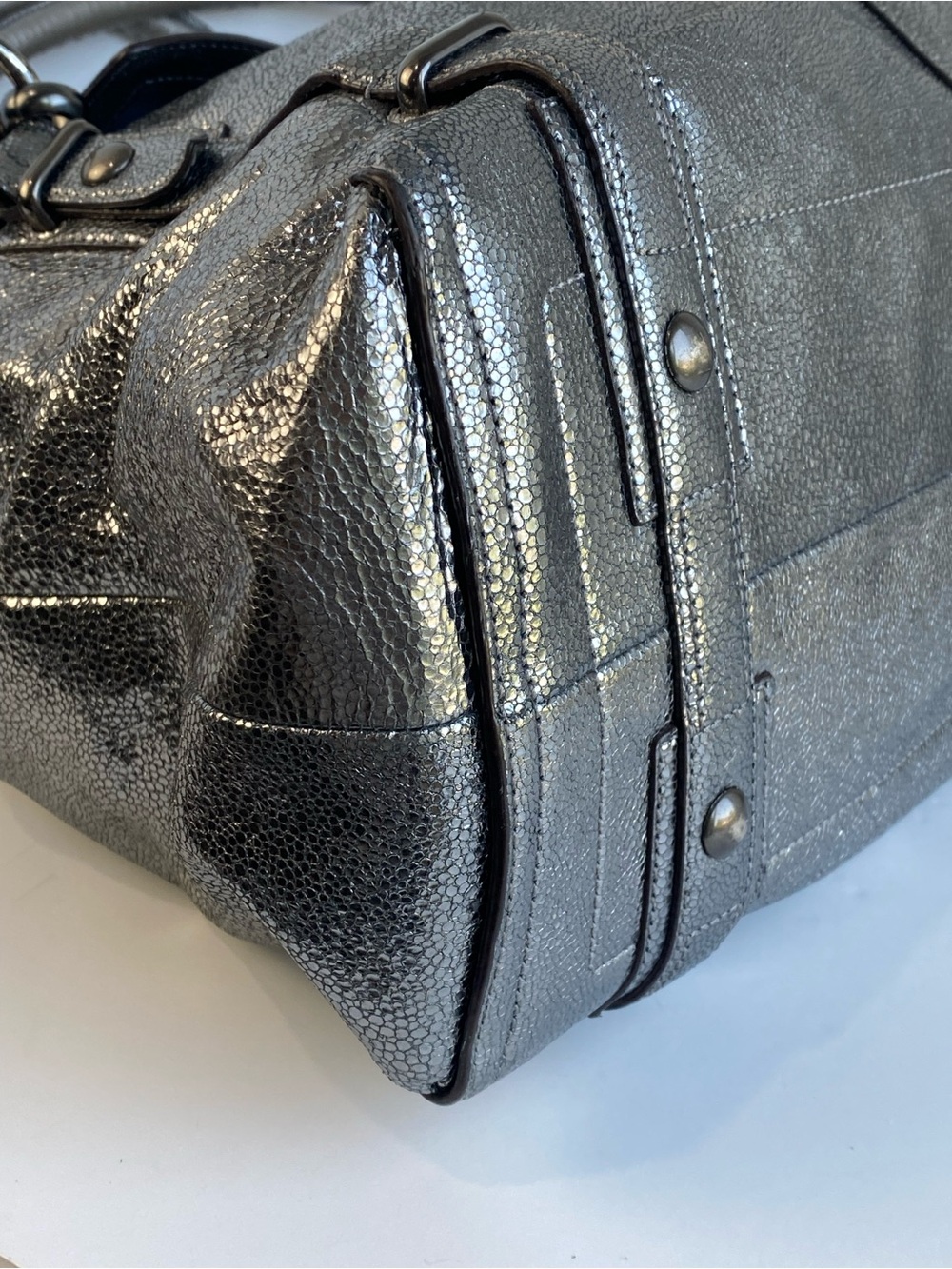 Coach XL Limited Edition Metallic Turnlock Silver Carryall Shoulder Bag - Picture 11 of 16
